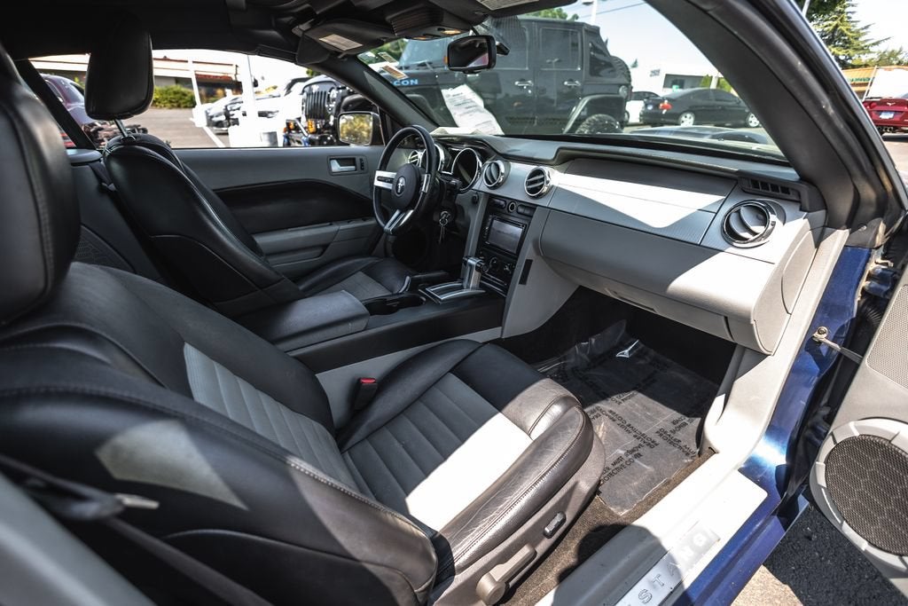 2007 Ford Mustang GT Deluxe