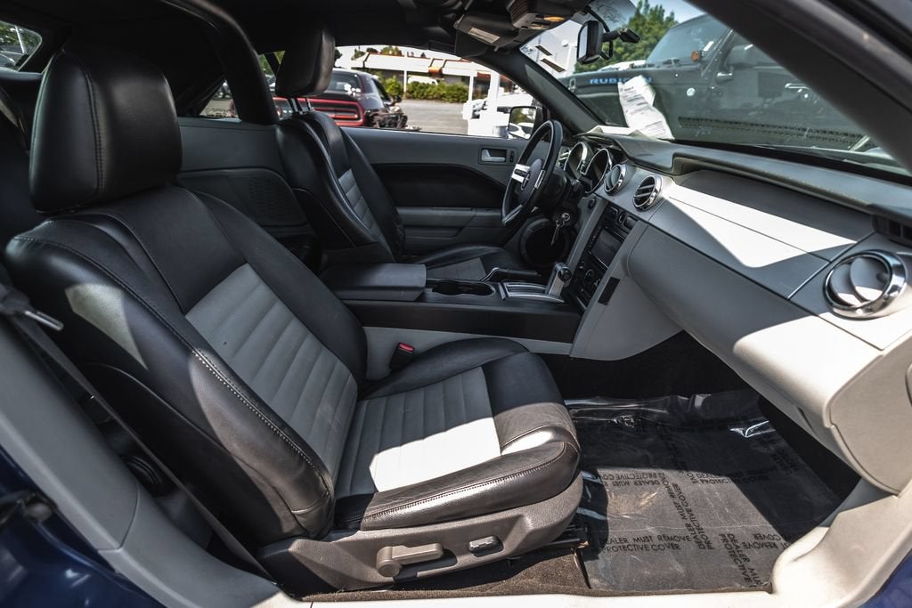 2007 Ford Mustang GT Deluxe