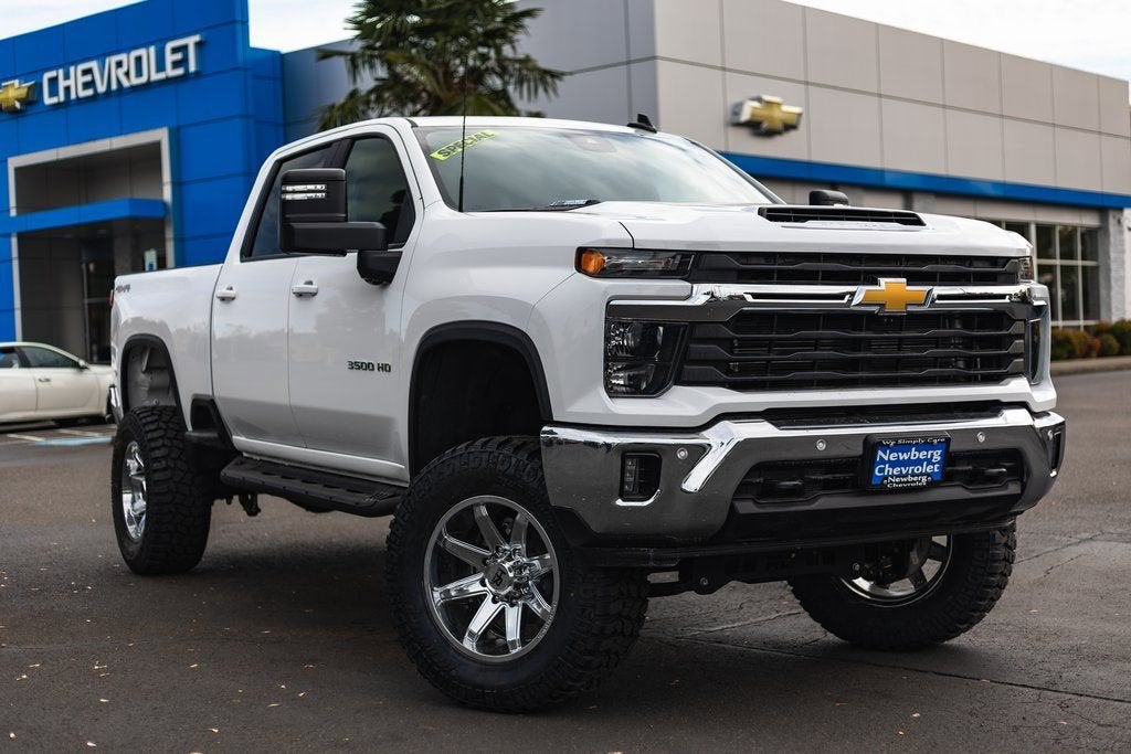 2025 Chevrolet Silverado 3500 HD LT