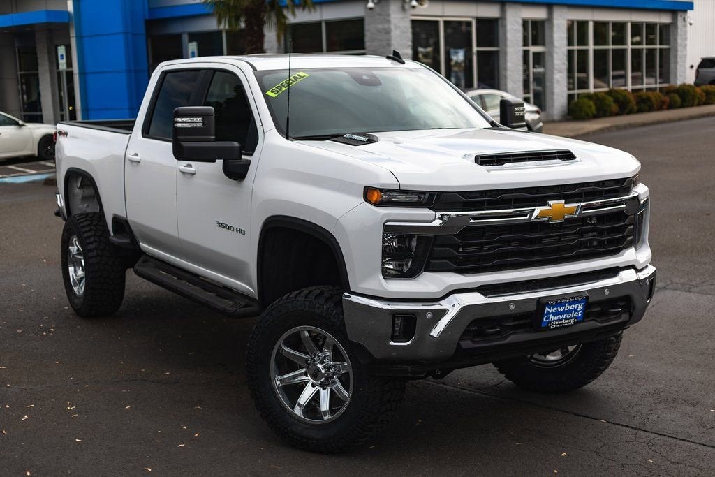 2025 Chevrolet Silverado 3500 HD LT