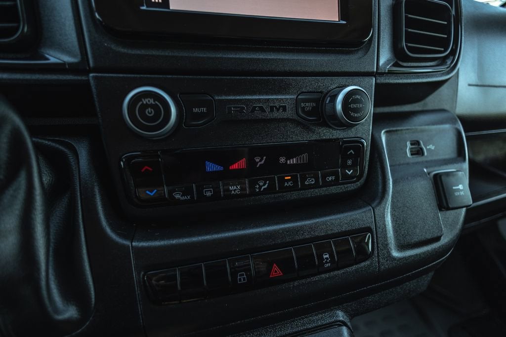 2025 RAM ProMaster Cargo Van Tradesman