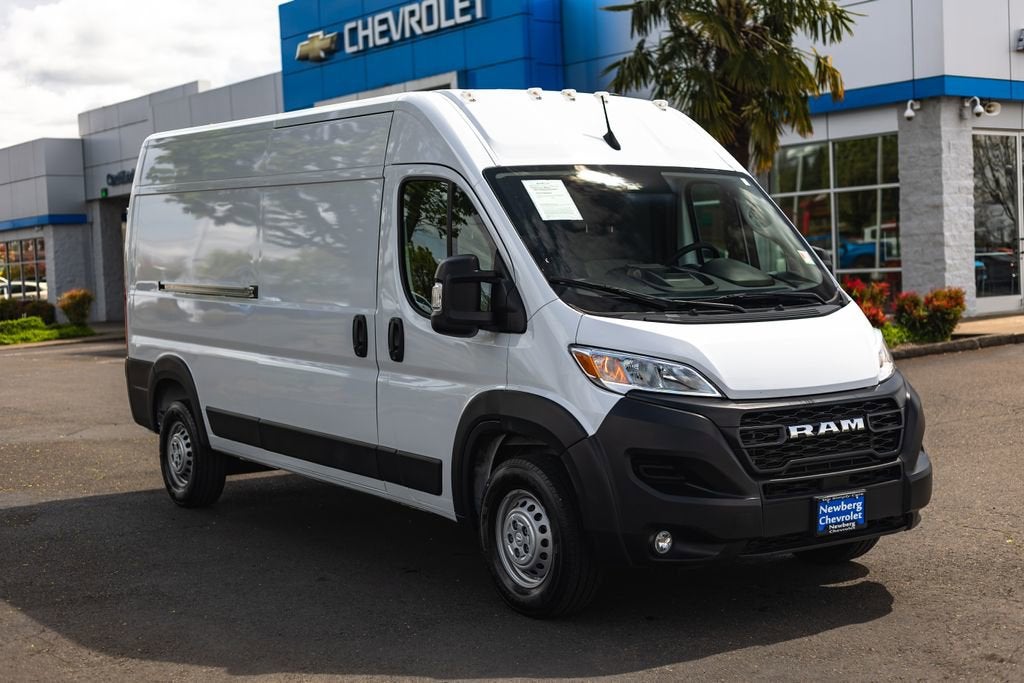 2025 RAM ProMaster Cargo Van Tradesman