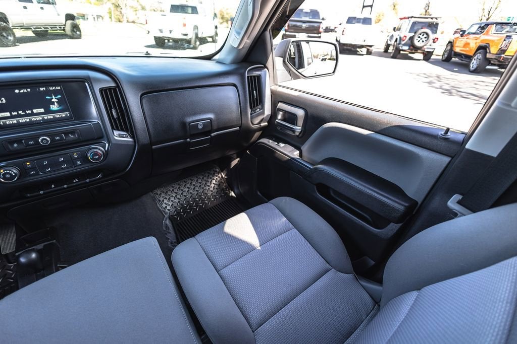 2018 Chevrolet Silverado 1500 Custom