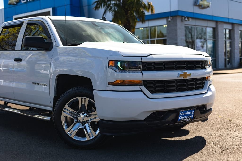 2018 Chevrolet Silverado 1500 Custom