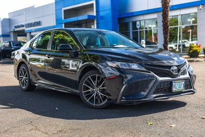 2021 Toyota Camry SE Nightshade