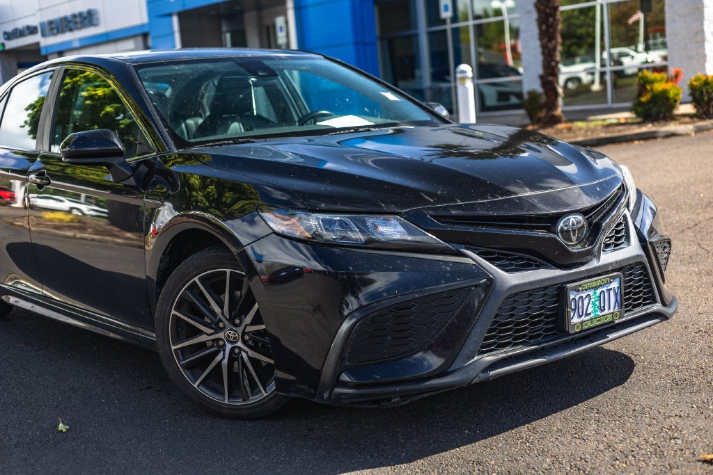 2021 Toyota Camry SE Nightshade