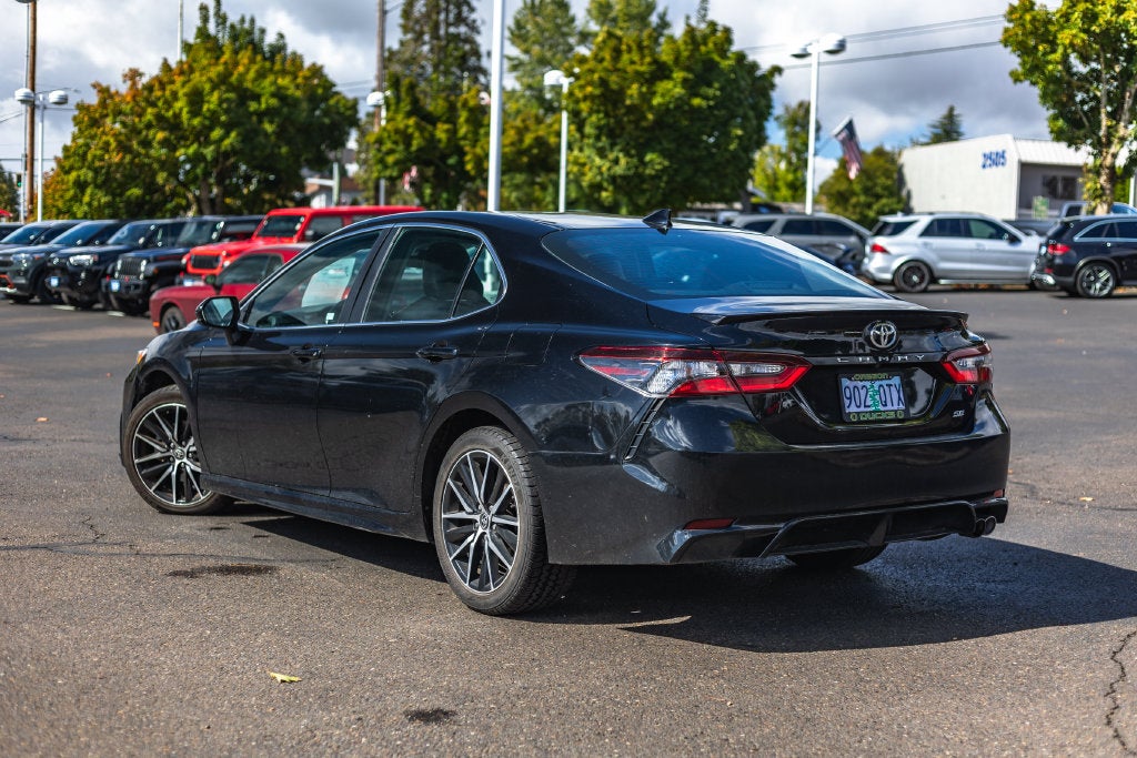 2021 Toyota Camry SE Nightshade