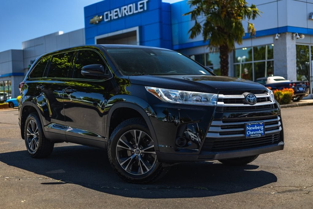 2019 Toyota Highlander LE