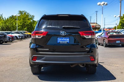 2019 Toyota Highlander LE