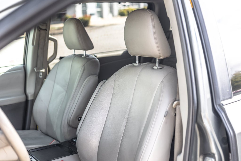 2011 Toyota Sienna XLE