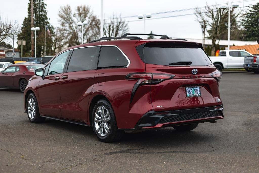 2022 Toyota Sienna XSE