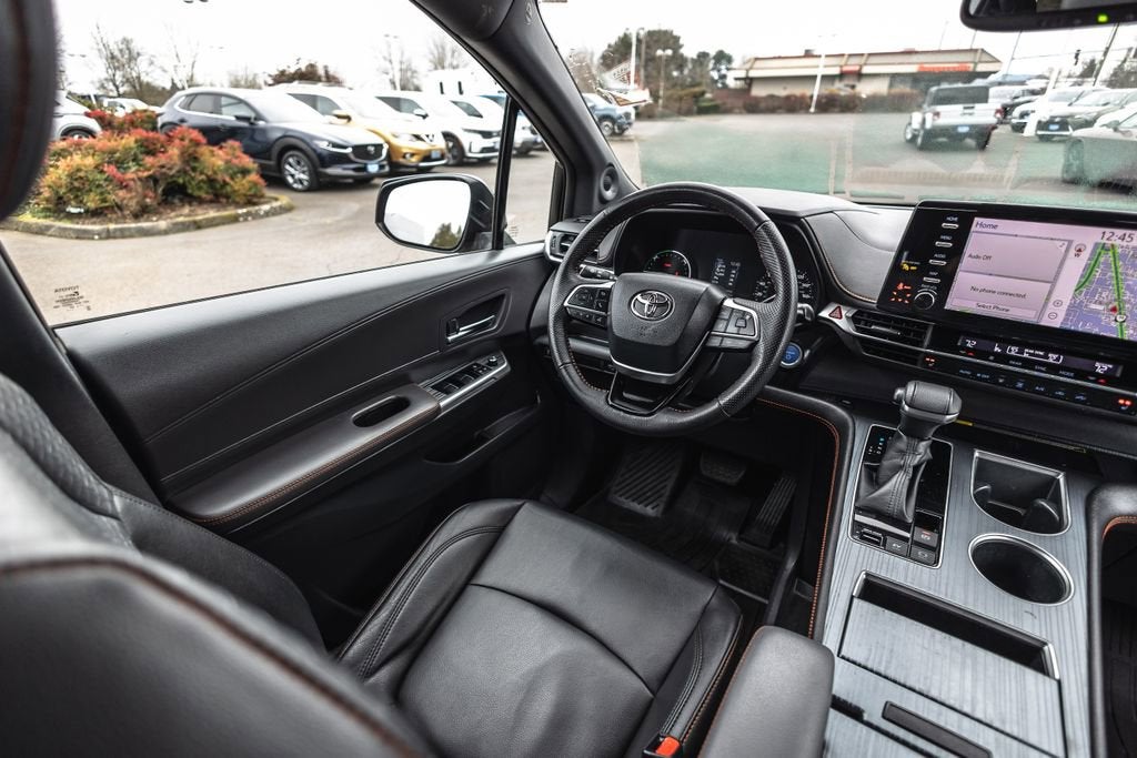 2022 Toyota Sienna XSE