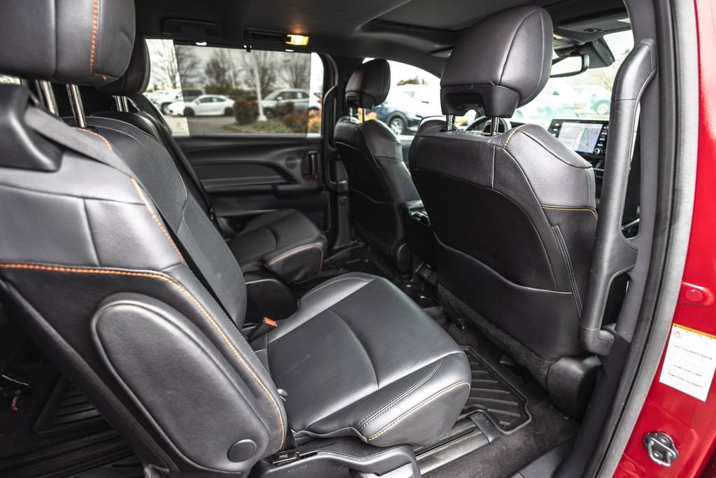 2022 Toyota Sienna XSE