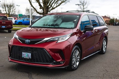 2022 Toyota Sienna XSE