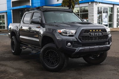 2016 Toyota Tacoma SR