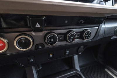 2016 Toyota Tacoma SR