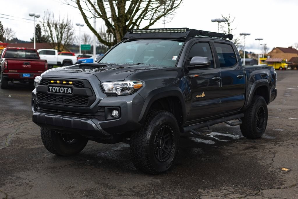 2016 Toyota Tacoma SR