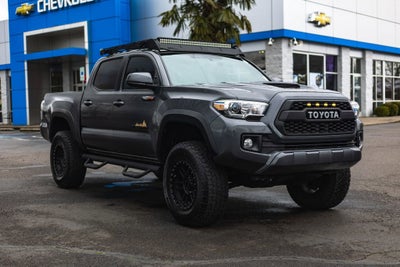 2016 Toyota Tacoma SR