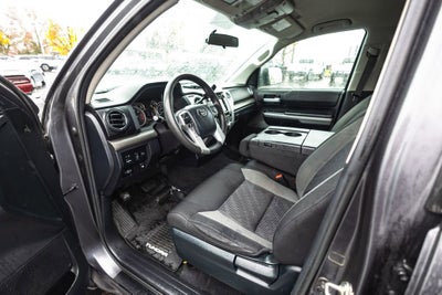 2017 Toyota Tundra 4WD SR5