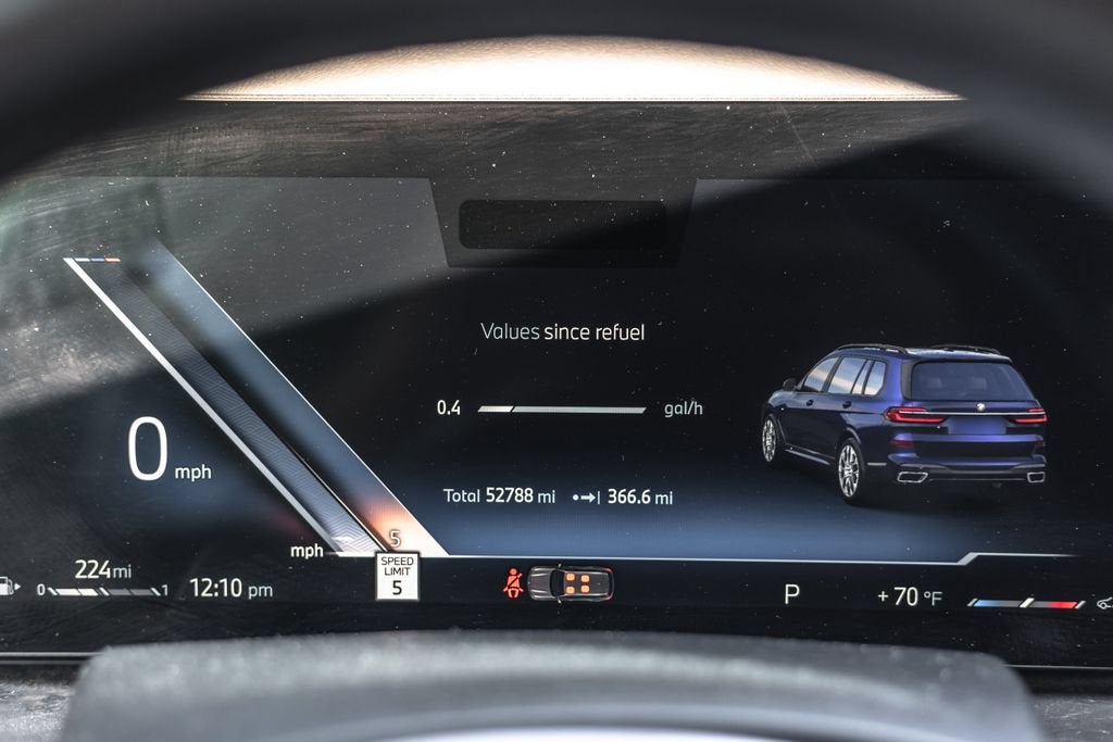 2024 BMW X7 xDrive40i