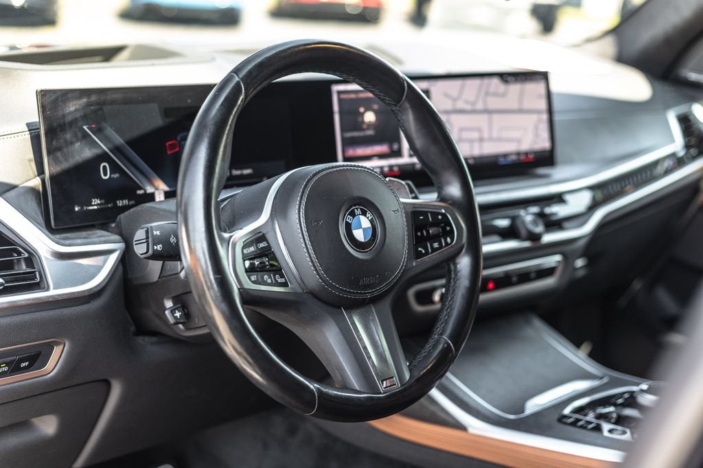 2024 BMW X7 xDrive40i