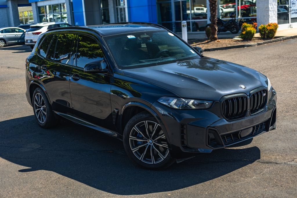 2025 BMW X5 M60i