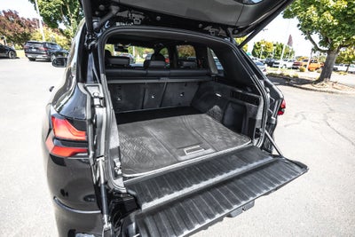2025 BMW X5 M60i