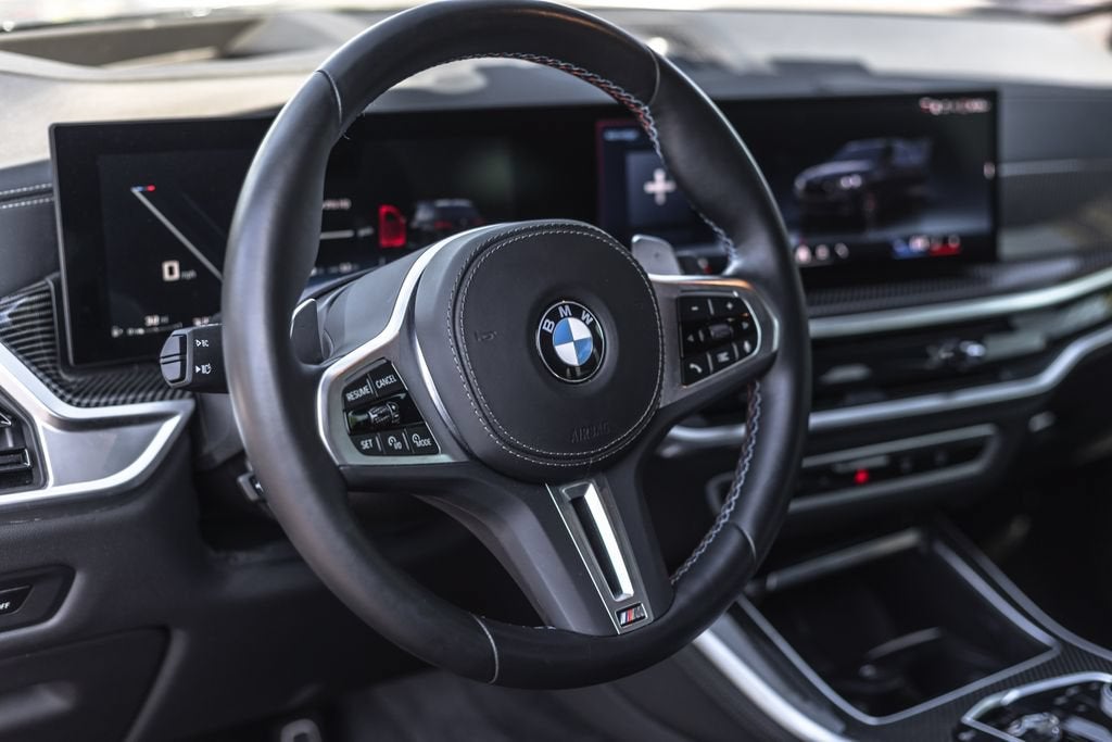 2025 BMW X5 M60i