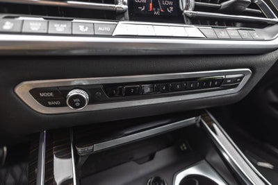 2021 BMW X7 M50i