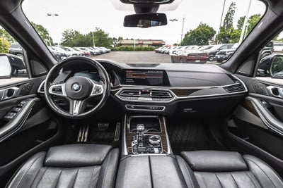 2021 BMW X7 M50i