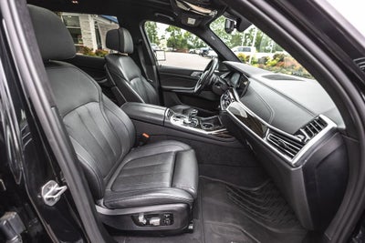 2021 BMW X7 M50i