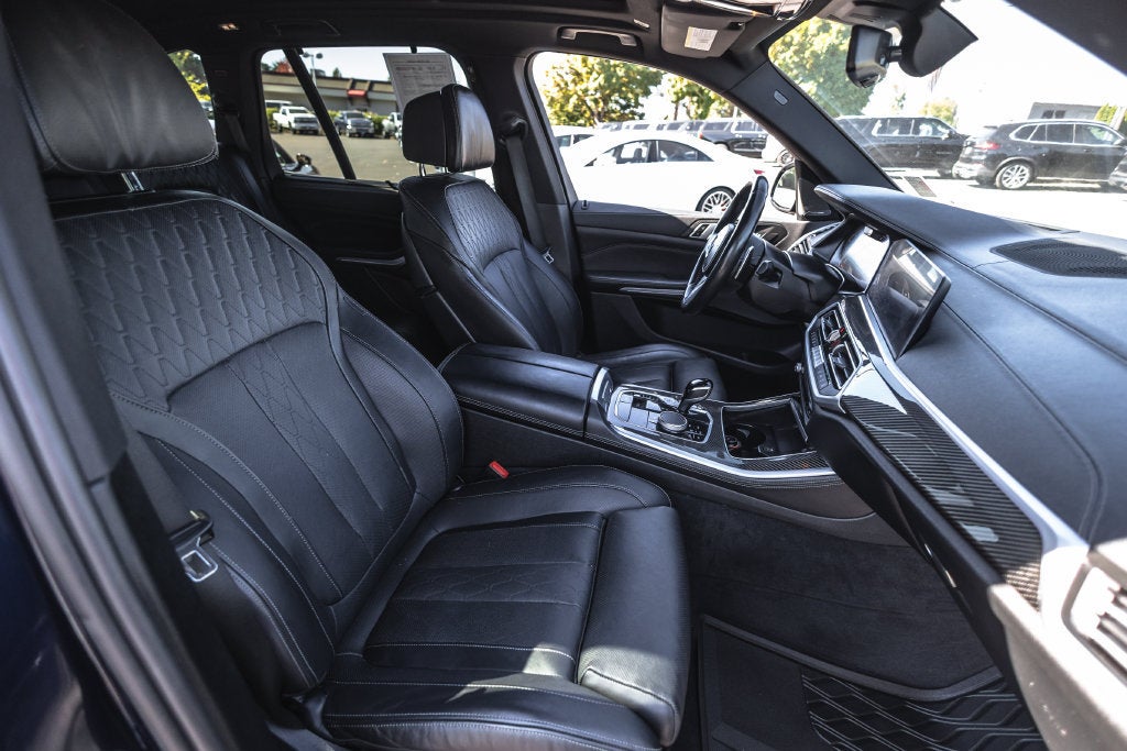2022 BMW X5 M50i