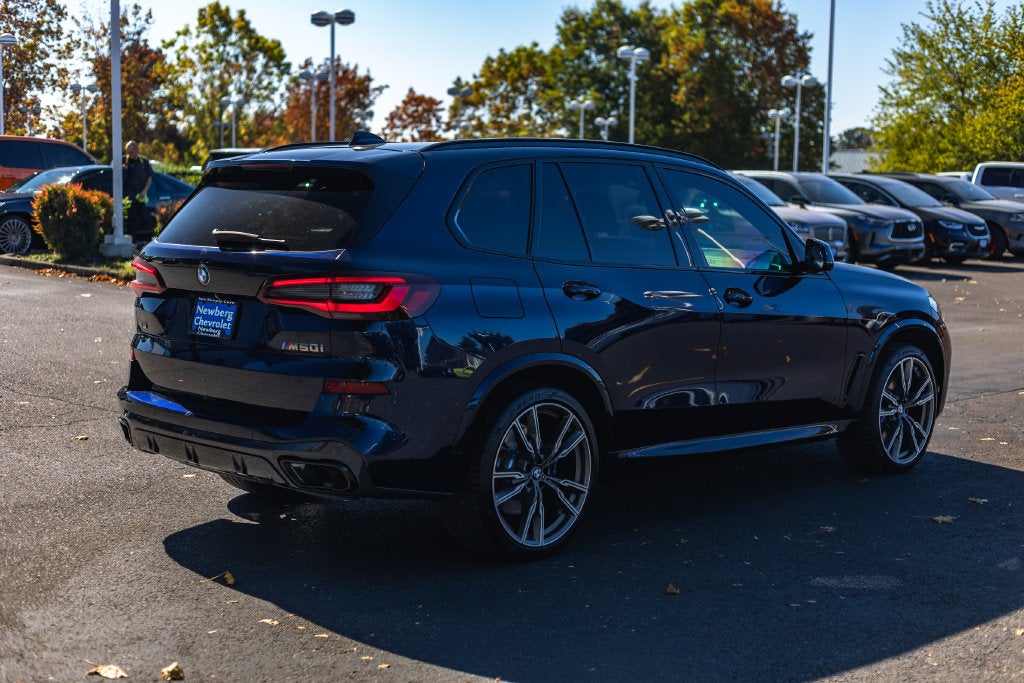 2022 BMW X5 M50i