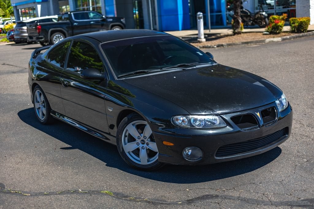 2004 Pontiac GTO Base