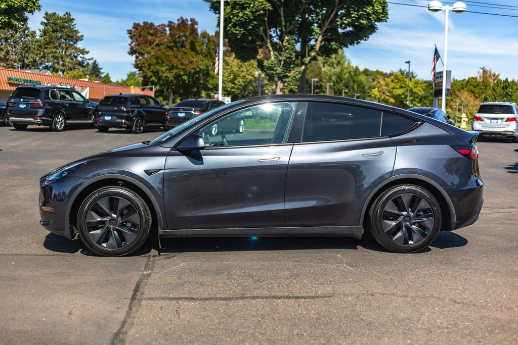 2025 Tesla Model Y Long Range