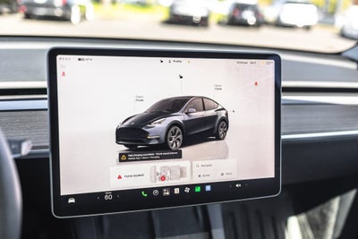 2025 Tesla Model Y Long Range