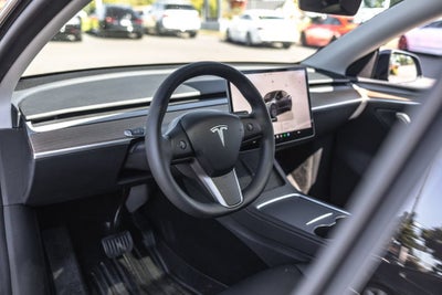 2025 Tesla Model Y Long Range