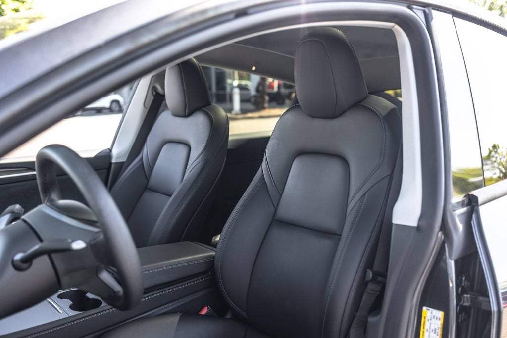 2025 Tesla Model Y Long Range