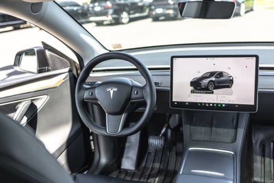 2025 Tesla Model Y Long Range