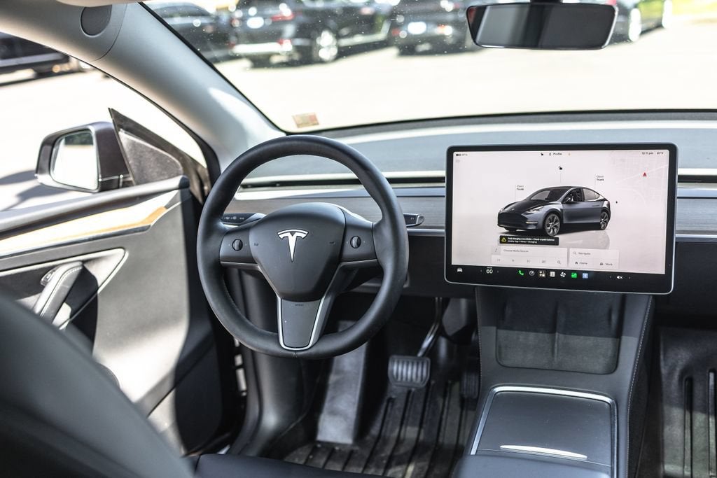 2025 Tesla Model Y Long Range