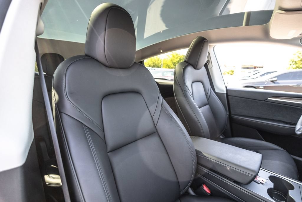 2025 Tesla Model Y Long Range
