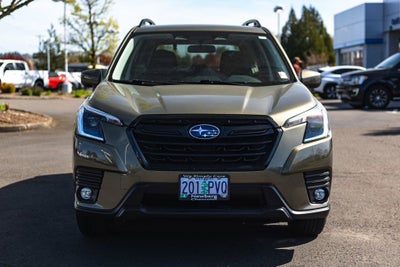 2024 Subaru Forester Premium