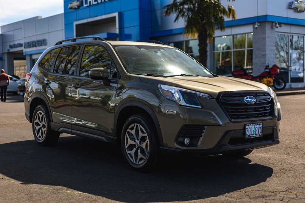 2024 Subaru Forester Premium