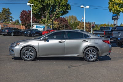 2017 Lexus ES ES 300h