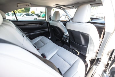 2017 Lexus ES ES 300h