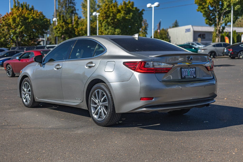 2017 Lexus ES ES 300h