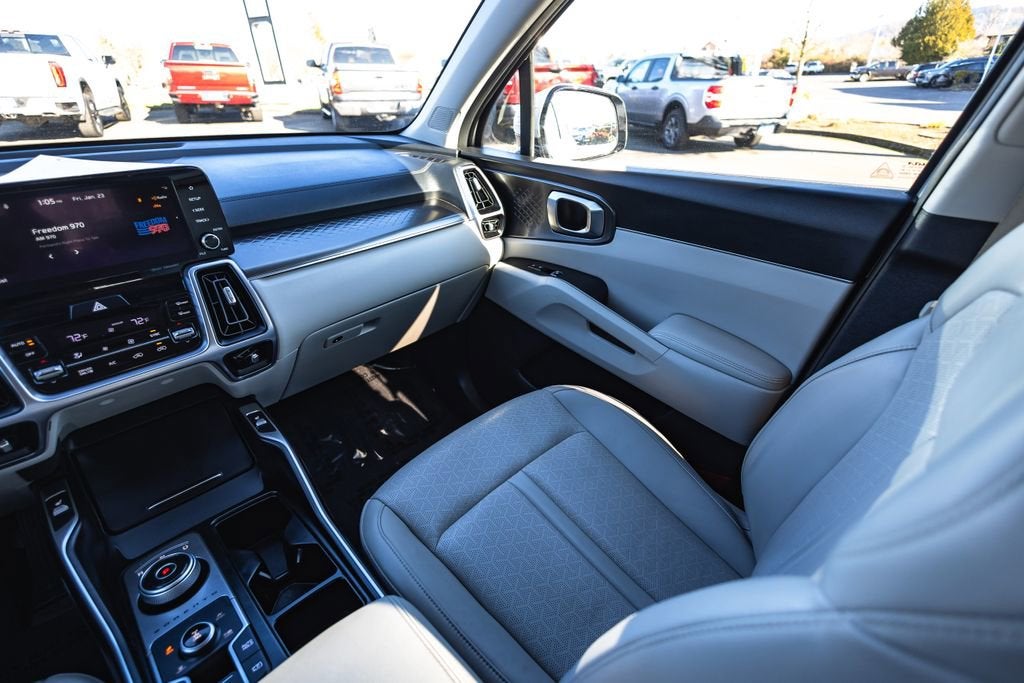 2023 Kia Sorento Hybrid EX