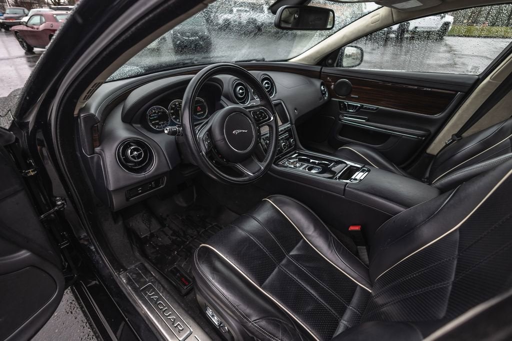 2014 Jaguar XJ XJL Portfolio