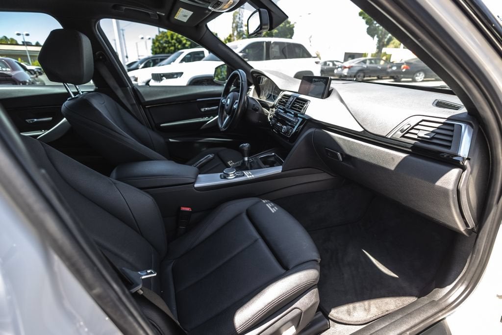 2017 BMW 3 Series 340i