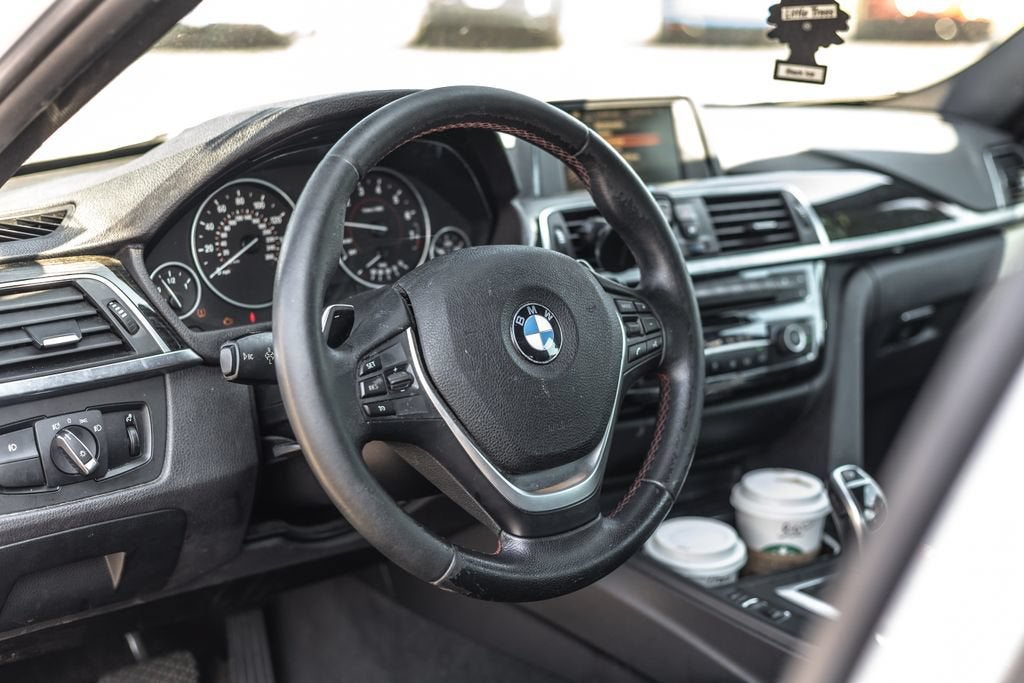 2016 BMW 3 Series 328i